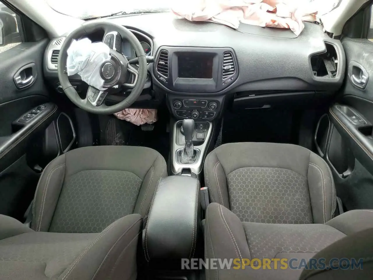 8 Photograph of a damaged car 3C4NJDAB5MT599920 JEEP COMPASS 2021