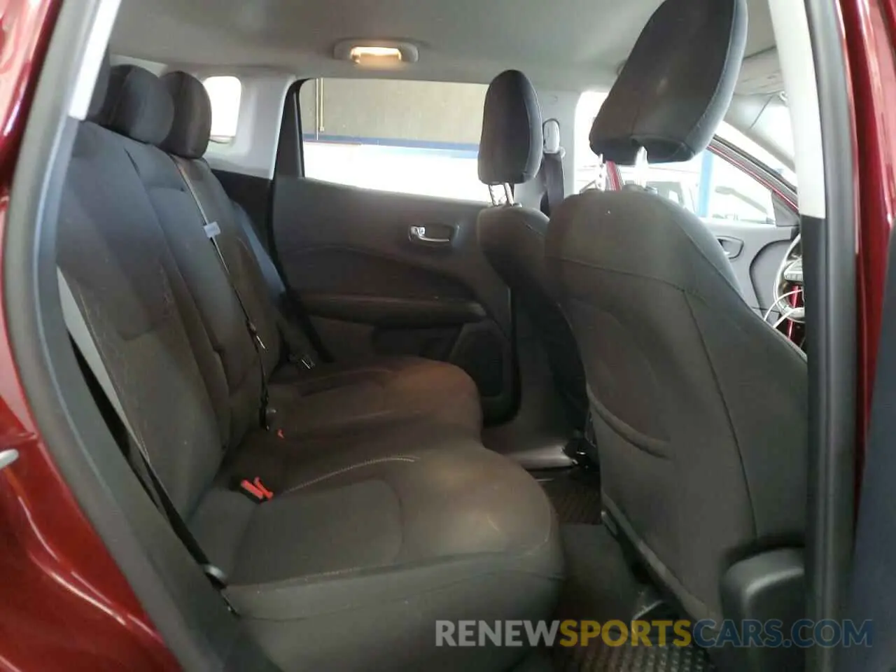 11 Photograph of a damaged car 3C4NJDAB6MT537376 JEEP COMPASS 2021