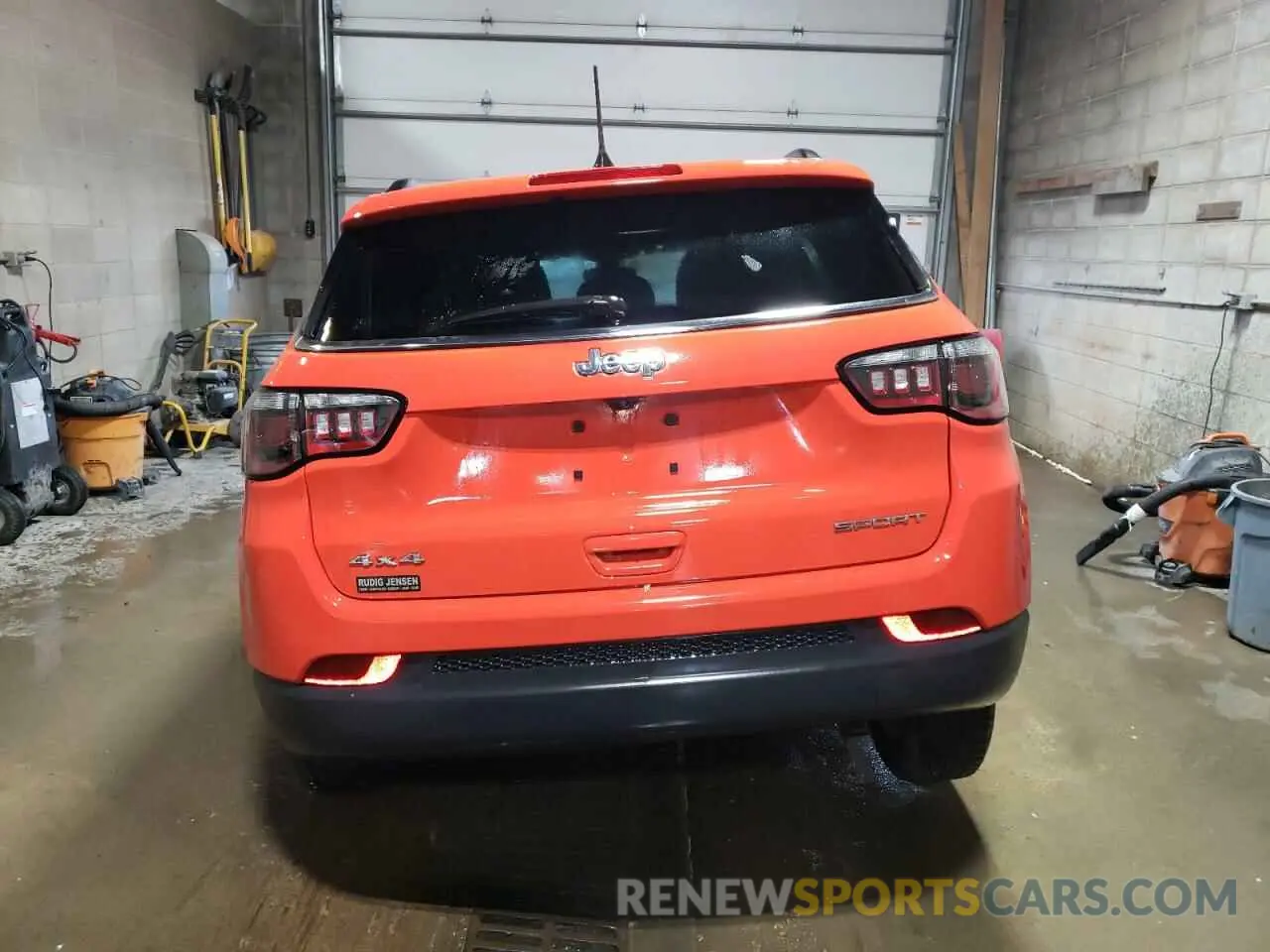 6 Photograph of a damaged car 3C4NJDAB8MT502564 JEEP COMPASS 2021