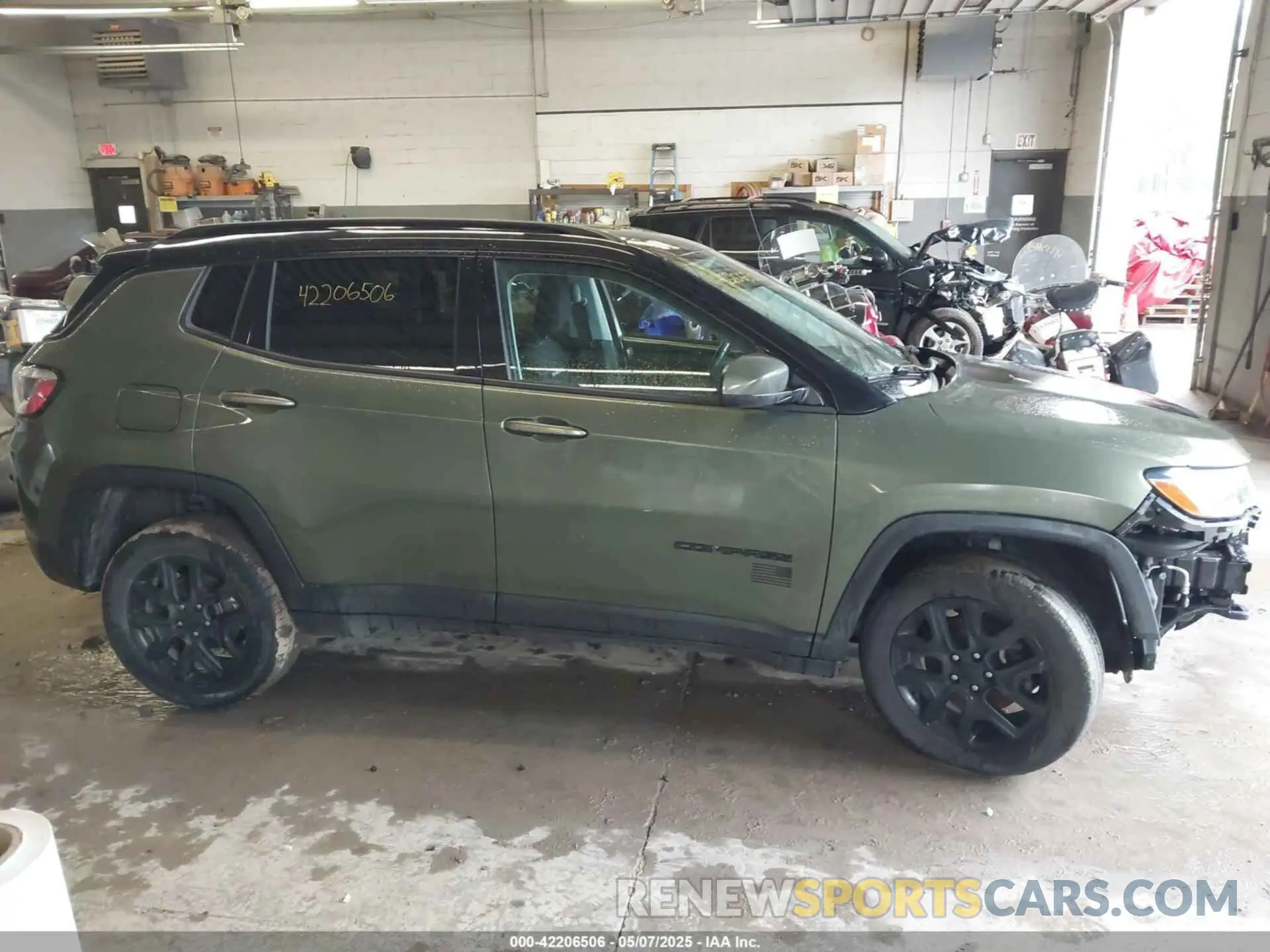 14 Фотография поврежденного автомобиля 3C4NJDAB8MT591231 JEEP COMPASS 2021