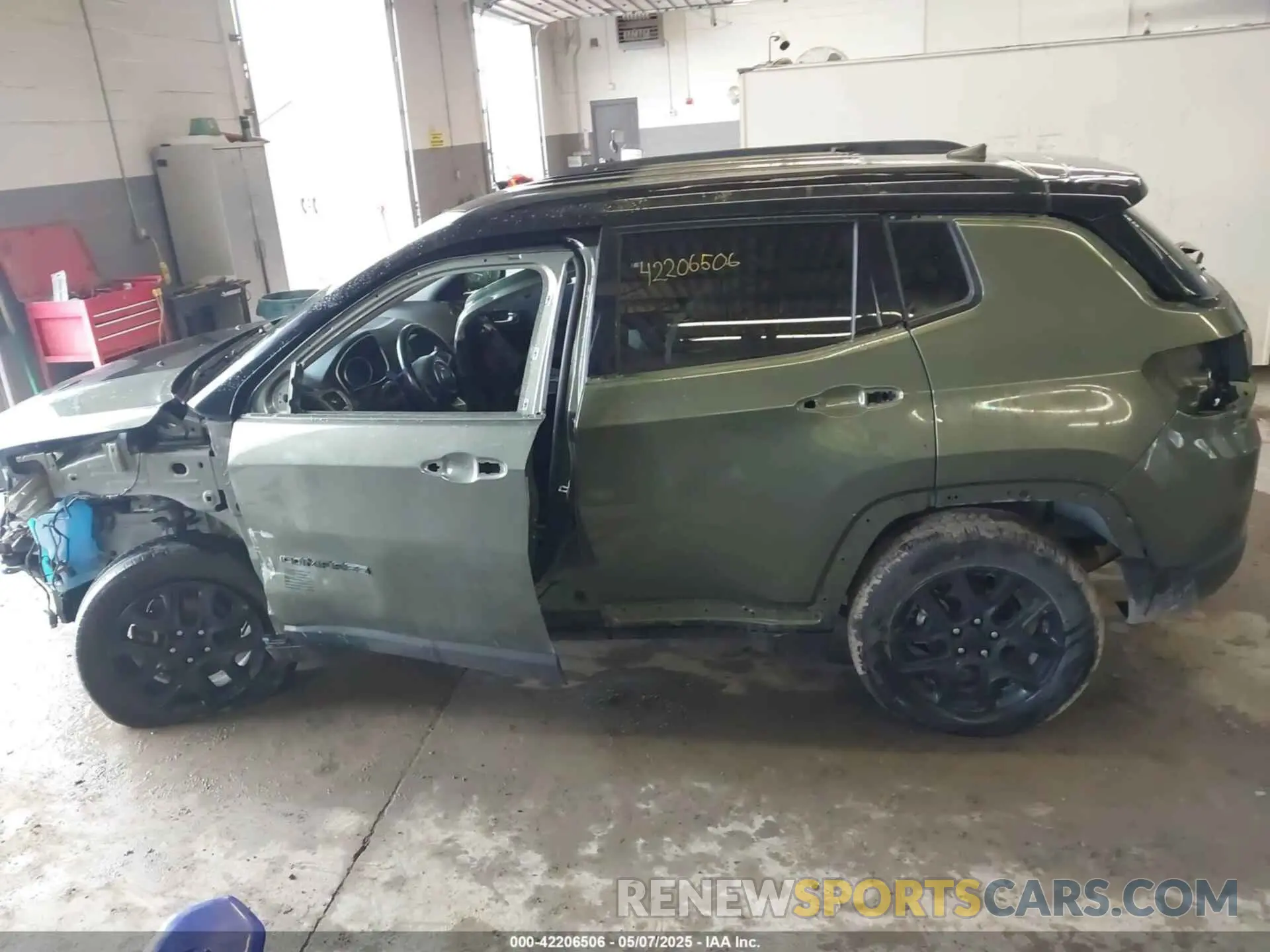 18 Фотография поврежденного автомобиля 3C4NJDAB8MT591231 JEEP COMPASS 2021