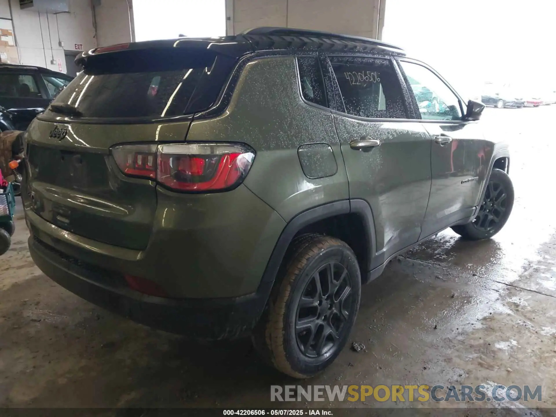 4 Фотография поврежденного автомобиля 3C4NJDAB8MT591231 JEEP COMPASS 2021