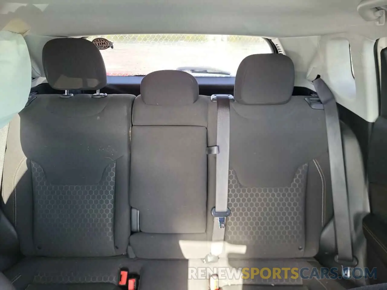 10 Фотография поврежденного автомобиля 3C4NJDAB9MT548453 JEEP COMPASS 2021