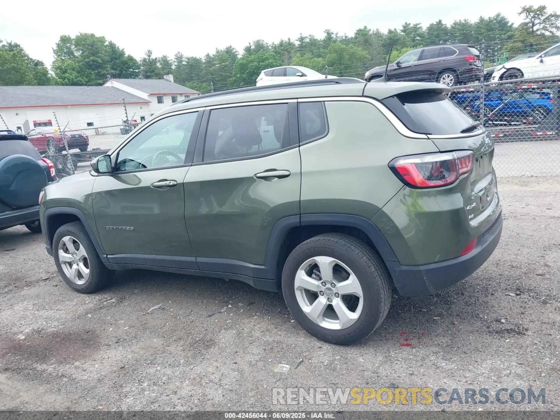 14 Photograph of a damaged car 3C4NJDBB0MT506834 JEEP COMPASS 2021