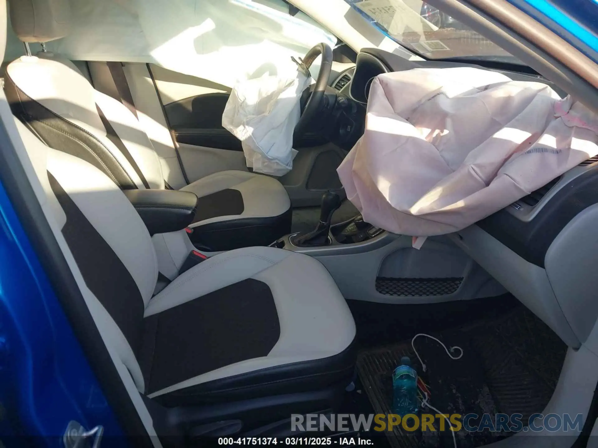 5 Photograph of a damaged car 3C4NJDBB1MT529829 JEEP COMPASS 2021
