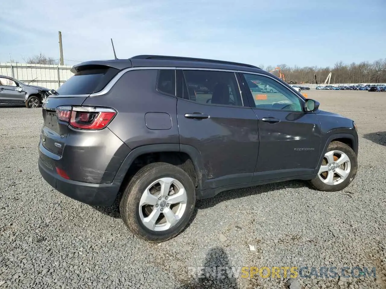 3 Photograph of a damaged car 3C4NJDBB1MT534626 JEEP COMPASS 2021