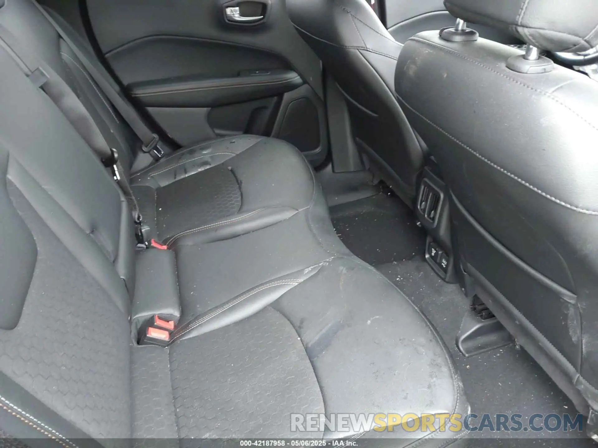 8 Фотография поврежденного автомобиля 3C4NJDBB1MT597693 JEEP COMPASS 2021