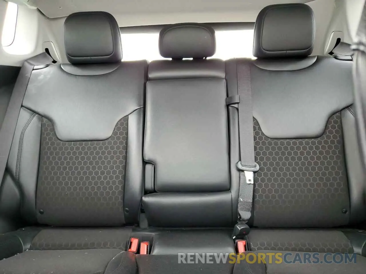 10 Фотография поврежденного автомобиля 3C4NJDBB2MT519133 JEEP COMPASS 2021