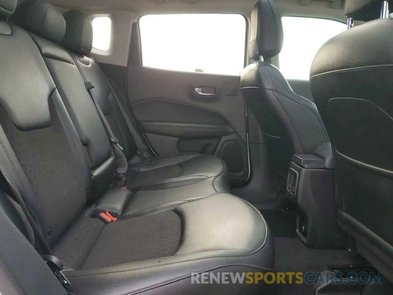 11 Фотография поврежденного автомобиля 3C4NJDBB2MT525403 JEEP COMPASS 2021