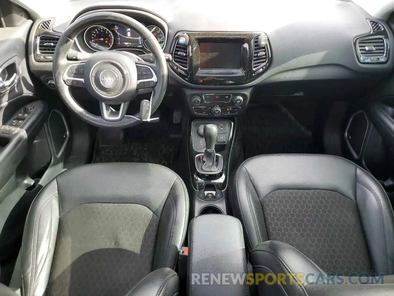 8 Фотография поврежденного автомобиля 3C4NJDBB2MT575797 JEEP COMPASS 2021
