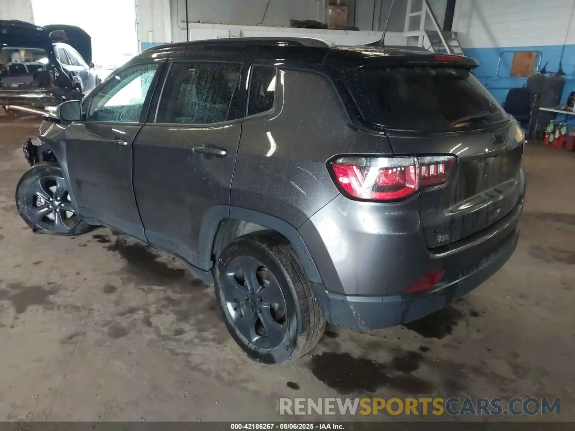 3 Photograph of a damaged car 3C4NJDBB3MT526057 JEEP COMPASS 2021