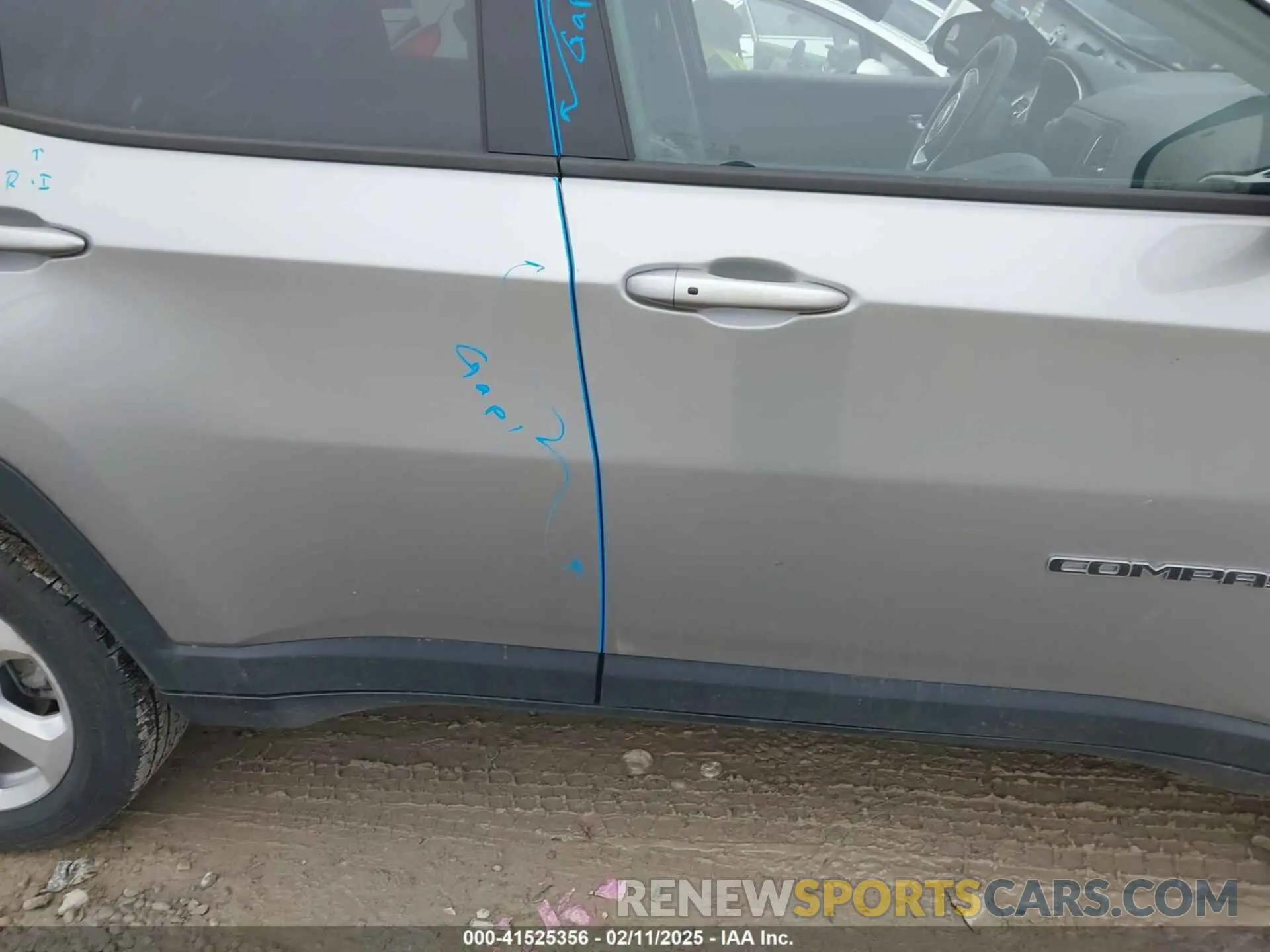 14 Photograph of a damaged car 3C4NJDBB4MT504634 JEEP COMPASS 2021