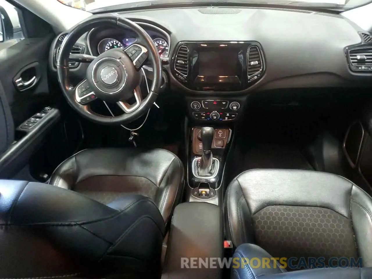 8 Photograph of a damaged car 3C4NJDBB5MT512547 JEEP COMPASS 2021