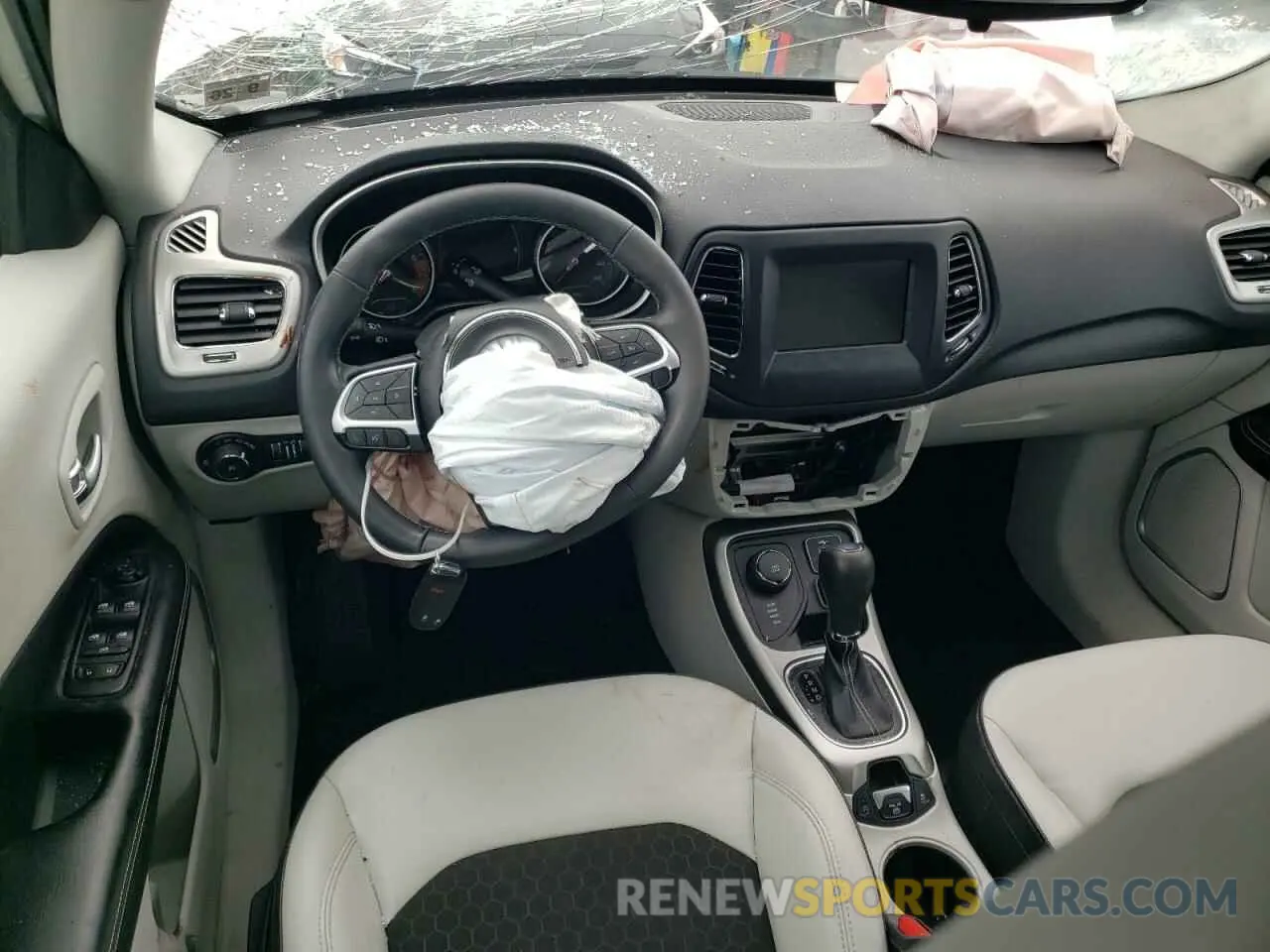8 Photograph of a damaged car 3C4NJDBB5MT539909 JEEP COMPASS 2021