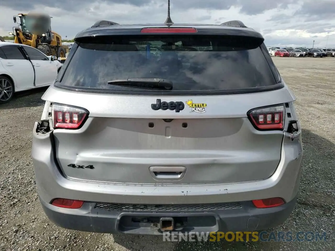 6 Photograph of a damaged car 3C4NJDBB5MT569721 JEEP COMPASS 2021