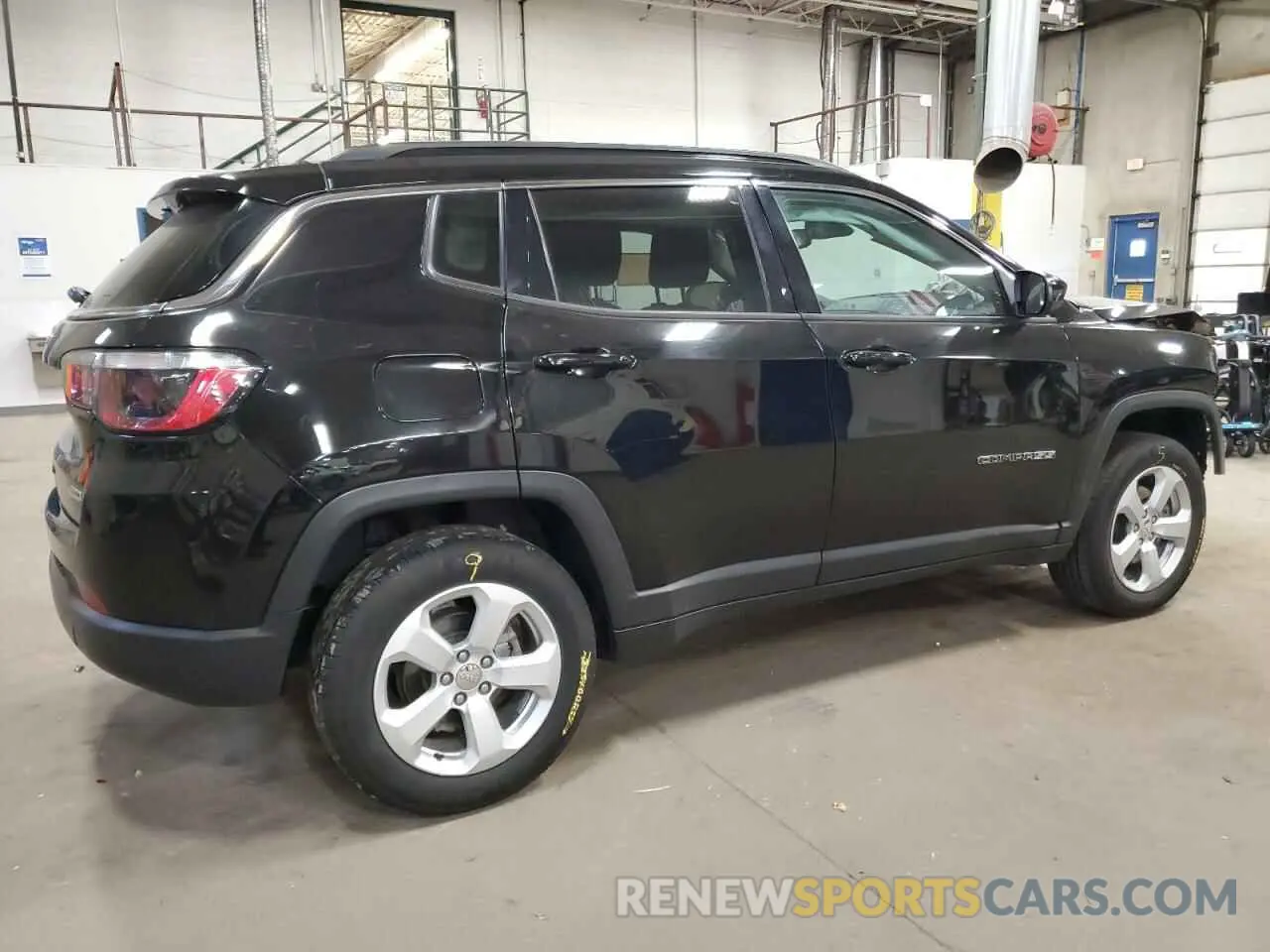 3 Фотография поврежденного автомобиля 3C4NJDBB5MT584560 JEEP COMPASS 2021