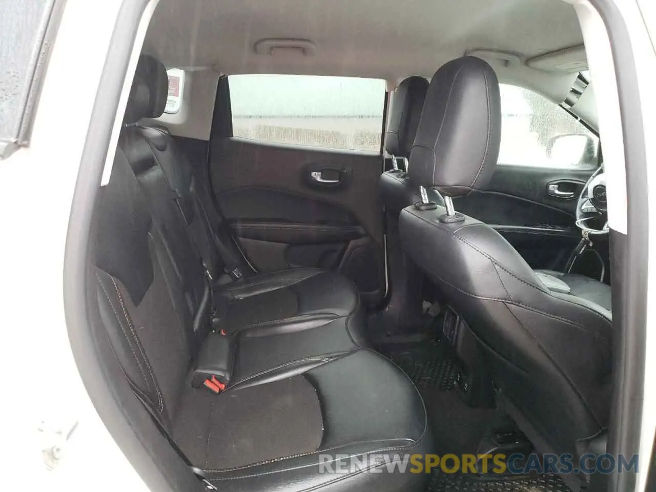 11 Photograph of a damaged car 3C4NJDBB7MT503266 JEEP COMPASS 2021