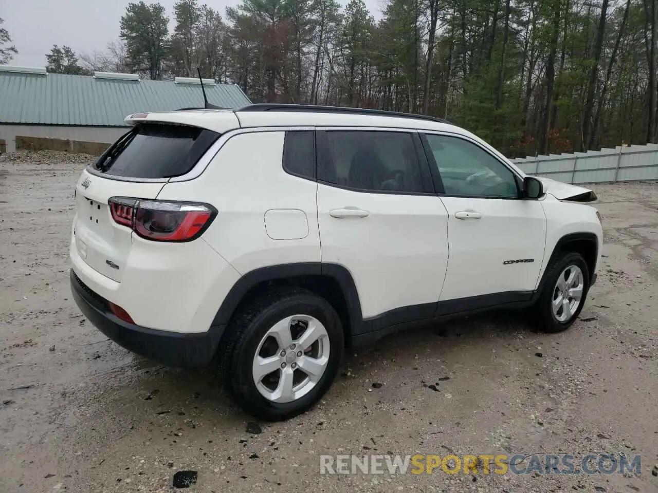 3 Photograph of a damaged car 3C4NJDBB7MT503266 JEEP COMPASS 2021