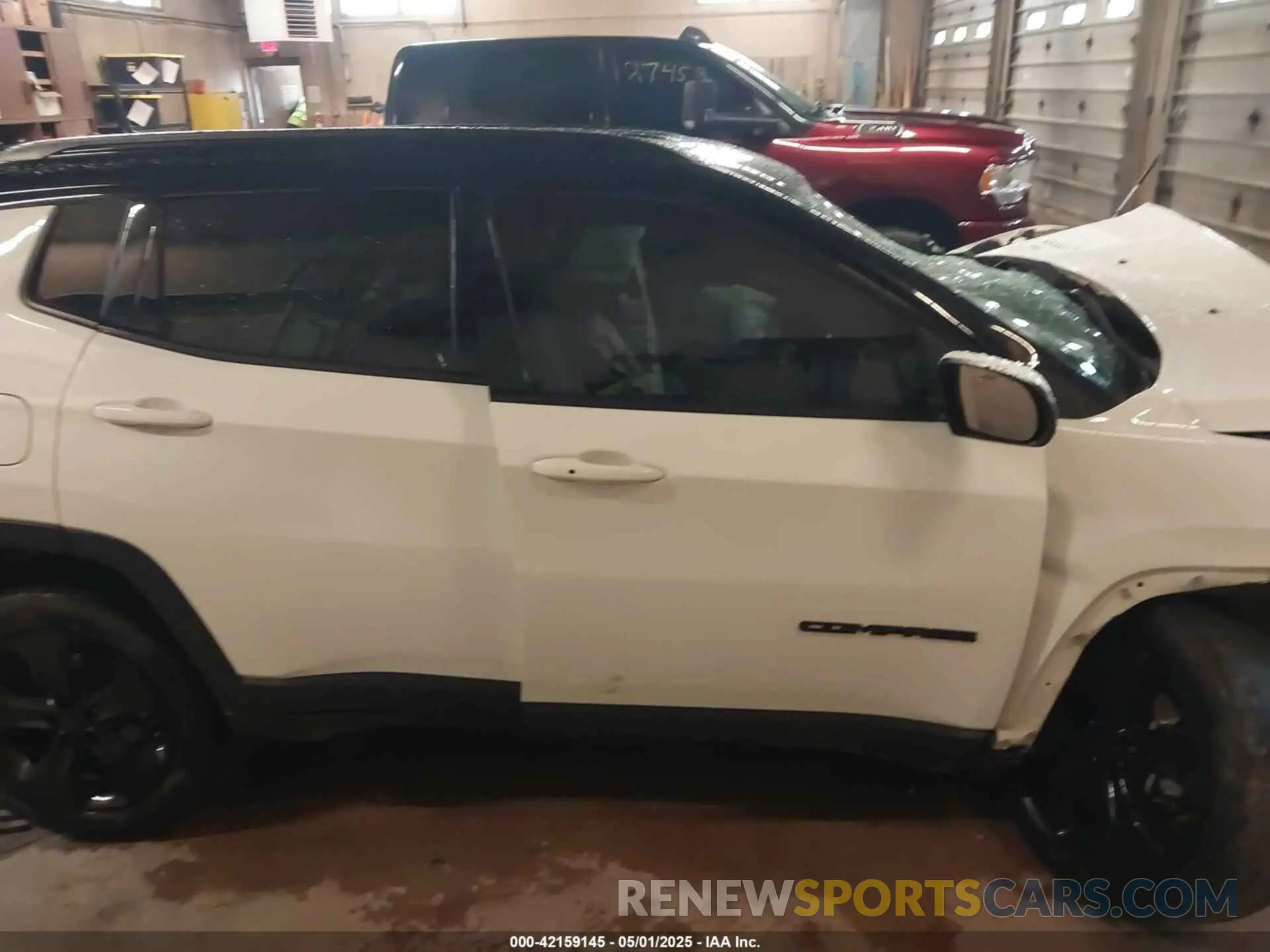 12 Photograph of a damaged car 3C4NJDBB8MT530881 JEEP COMPASS 2021
