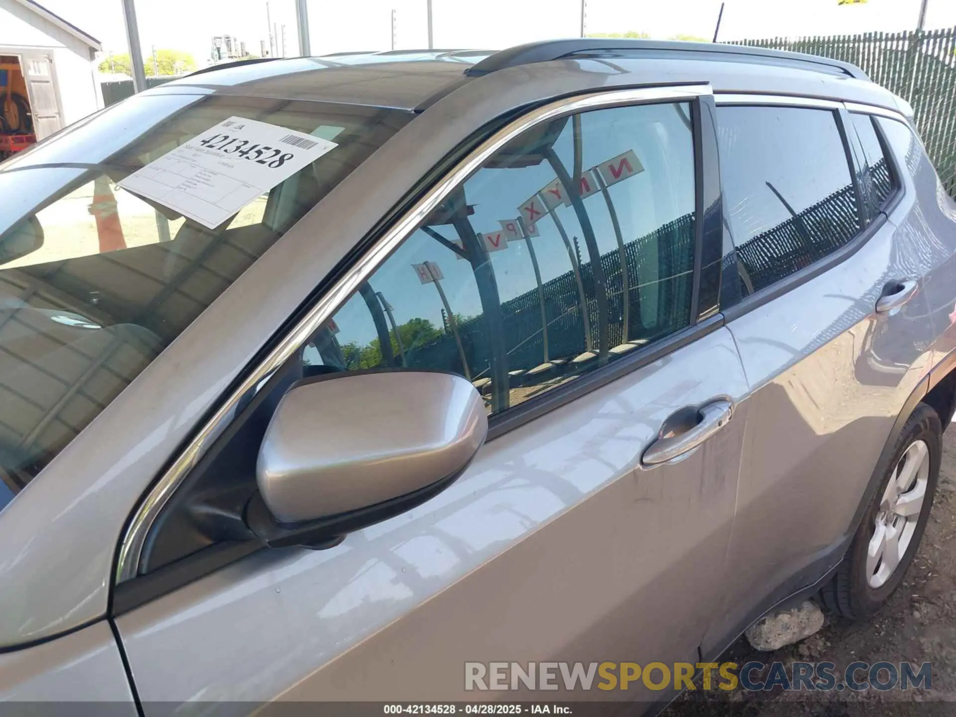 16 Photograph of a damaged car 3C4NJDBB9MT514821 JEEP COMPASS 2021