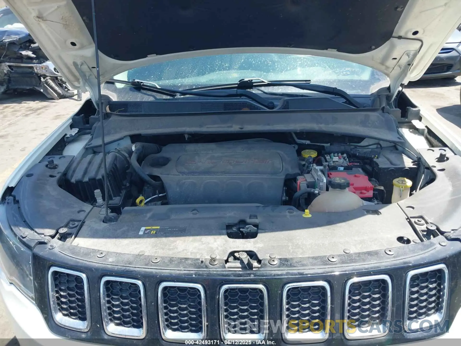 10 Photograph of a damaged car 3C4NJDBB9MT560794 JEEP COMPASS 2021