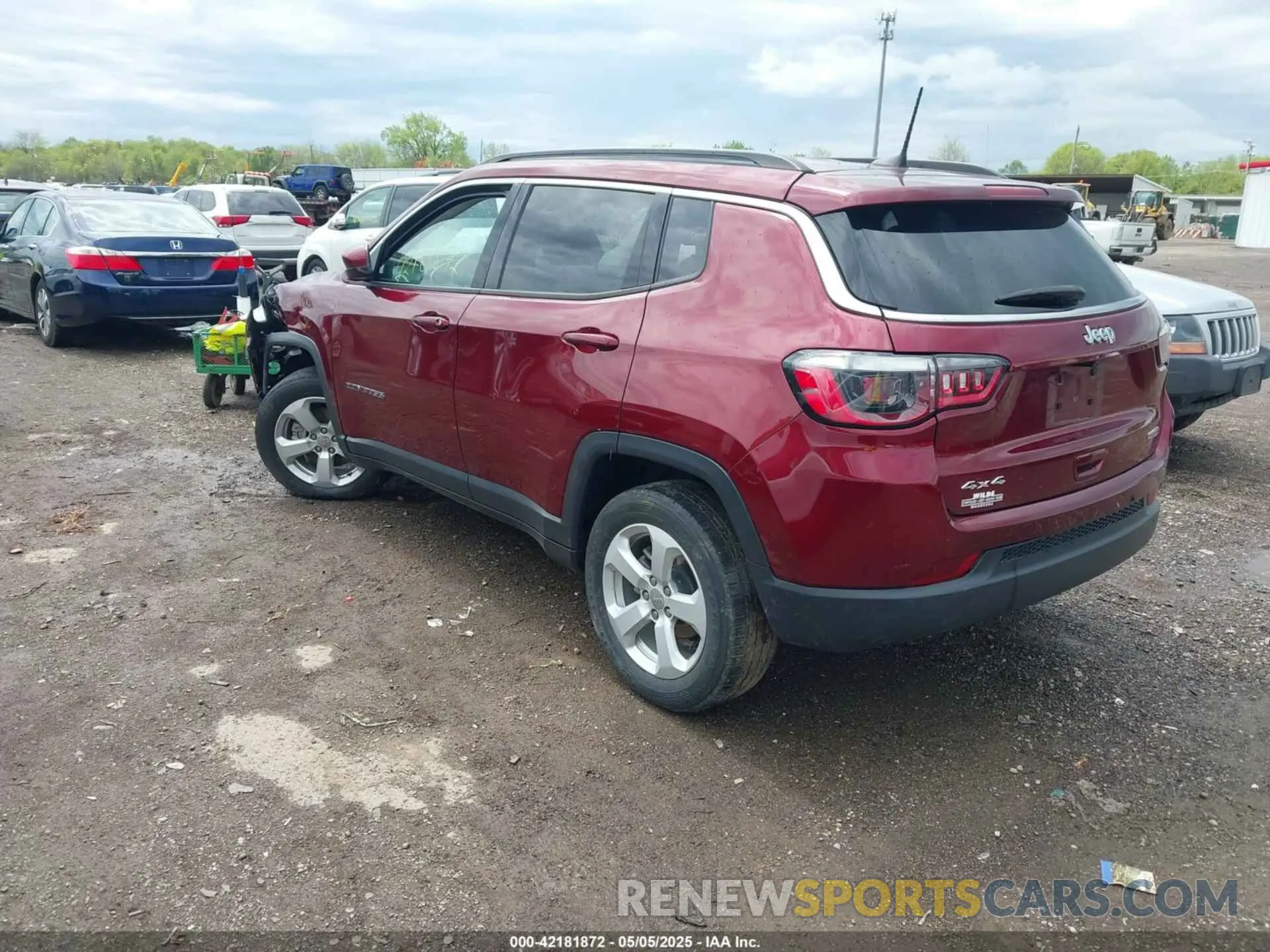 3 Фотография поврежденного автомобиля 3C4NJDBBXMT504993 JEEP COMPASS 2021