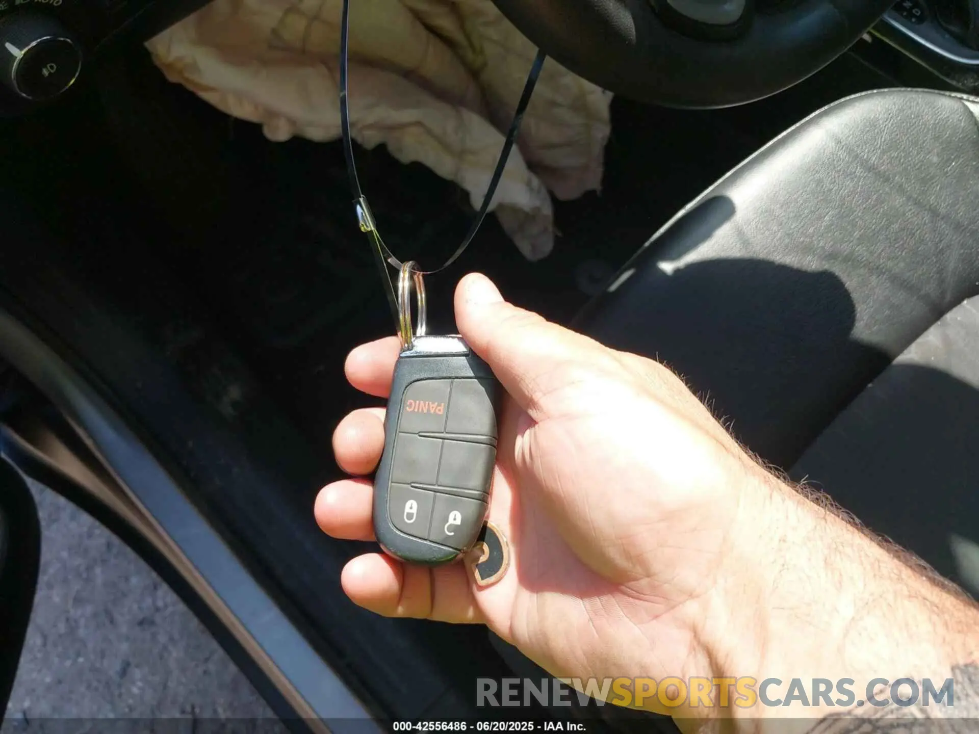 11 Фотография поврежденного автомобиля 3C4NJDBBXMT536651 JEEP COMPASS 2021