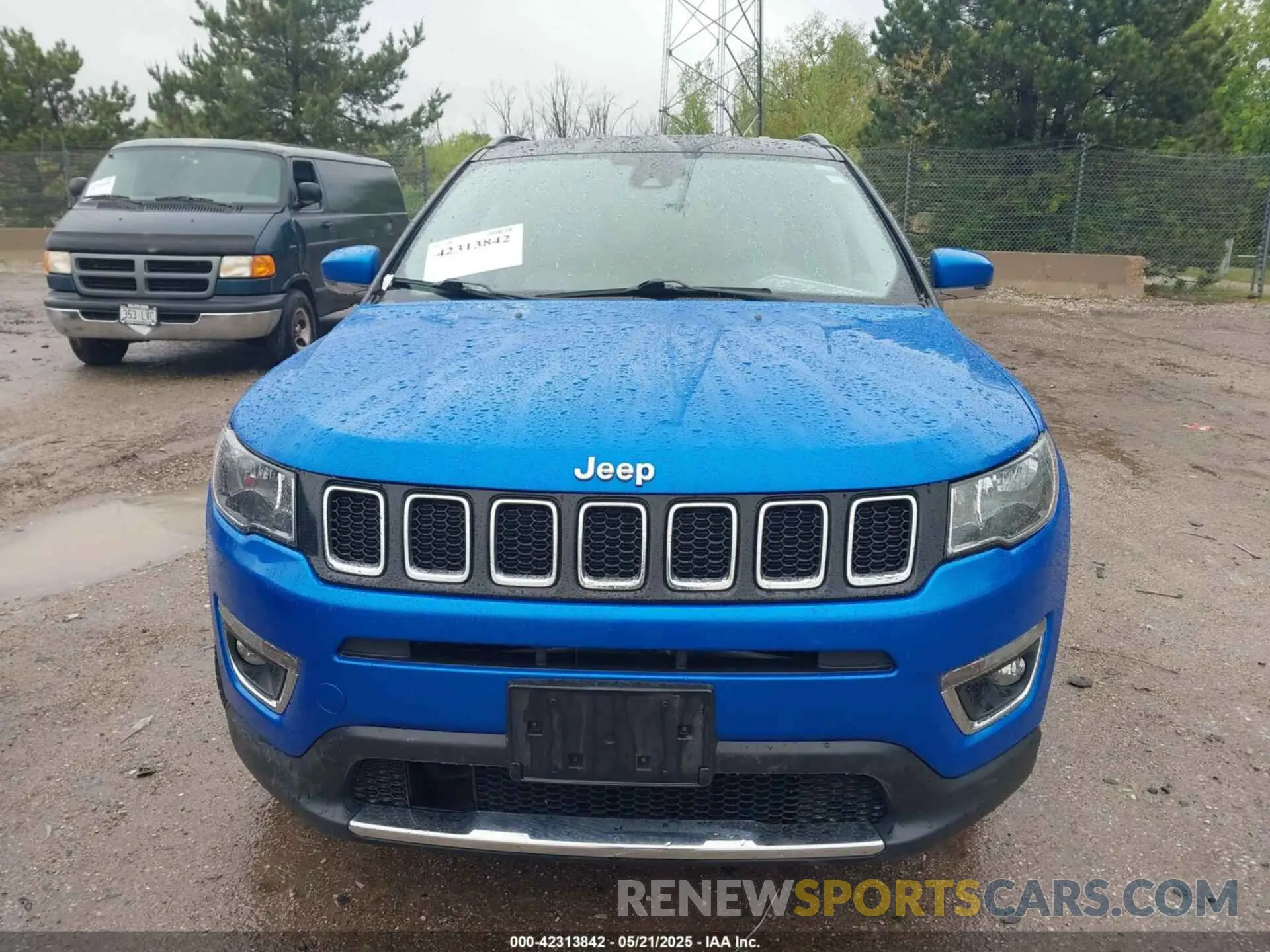 12 Photograph of a damaged car 3C4NJDCB1MT542823 JEEP COMPASS 2021