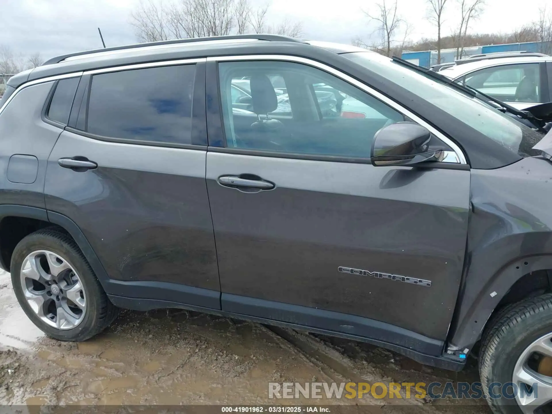 13 Photograph of a damaged car 3C4NJDCB2MT576575 JEEP COMPASS 2021