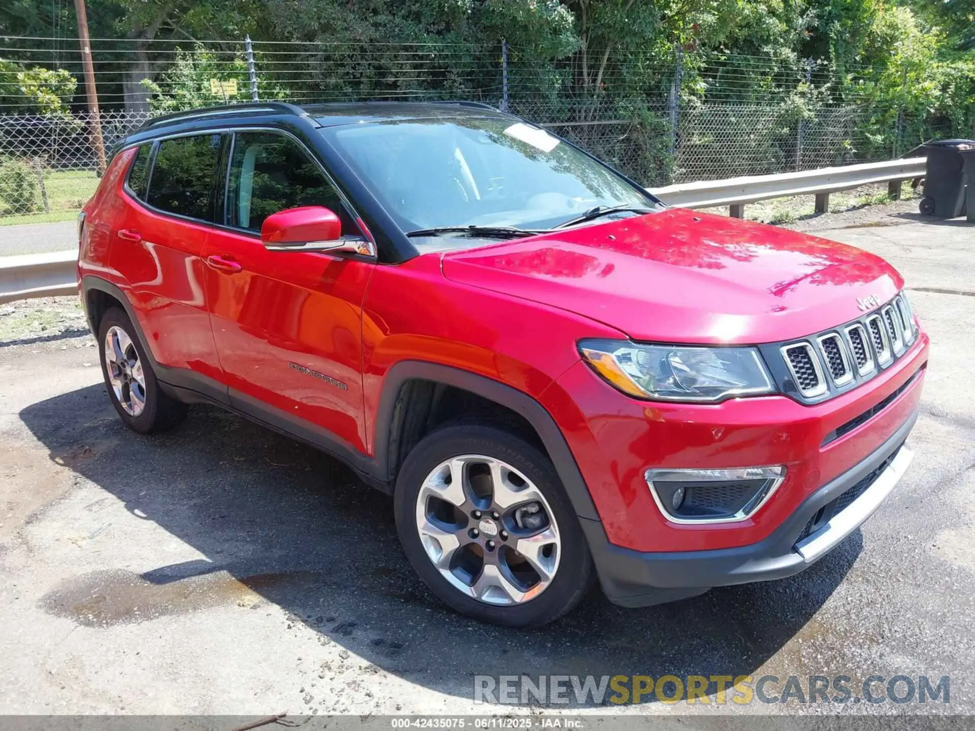 1 Photograph of a damaged car 3C4NJDCB3MT599685 JEEP COMPASS 2021
