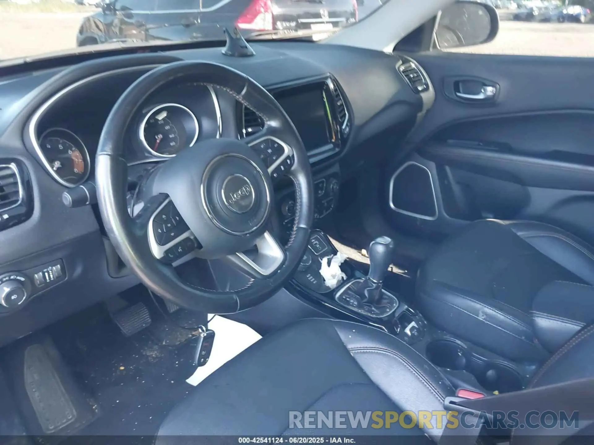 5 Photograph of a damaged car 3C4NJDCB4MT538233 JEEP COMPASS 2021