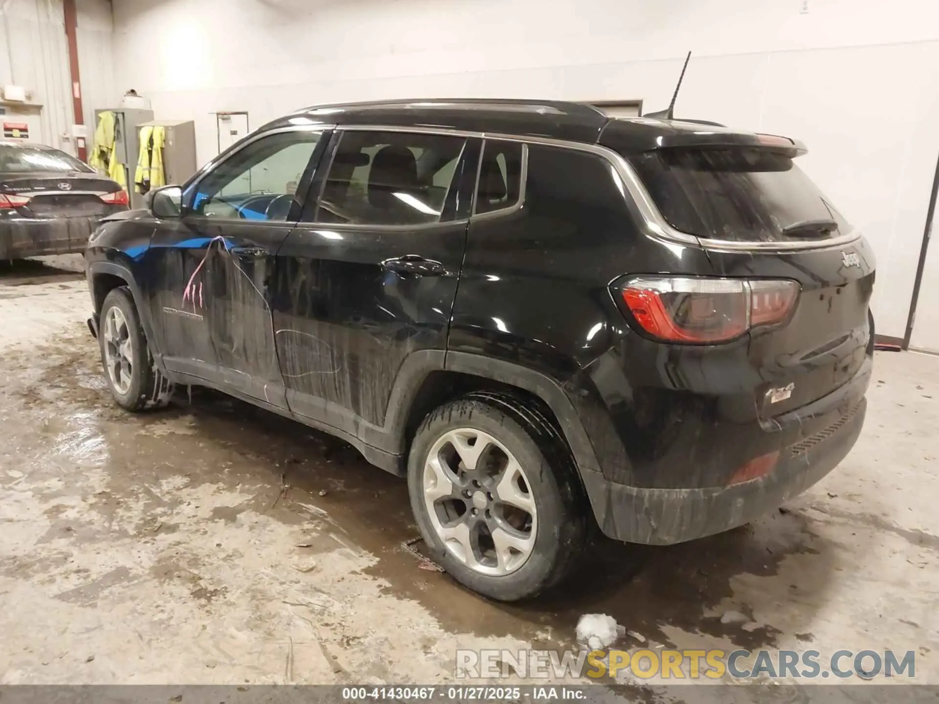 3 Photograph of a damaged car 3C4NJDCB5MT503698 JEEP COMPASS 2021
