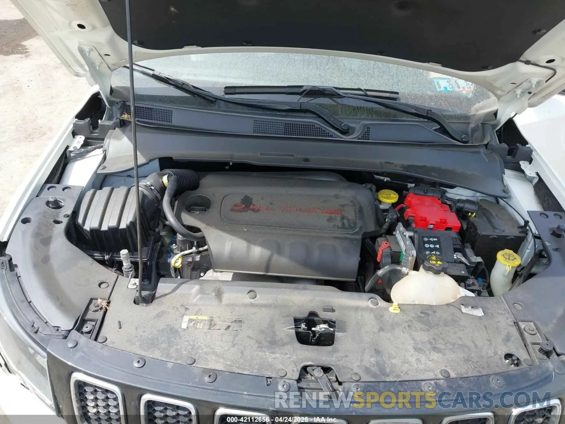10 Фотография поврежденного автомобиля 3C4NJDCB5MT588915 JEEP COMPASS 2021
