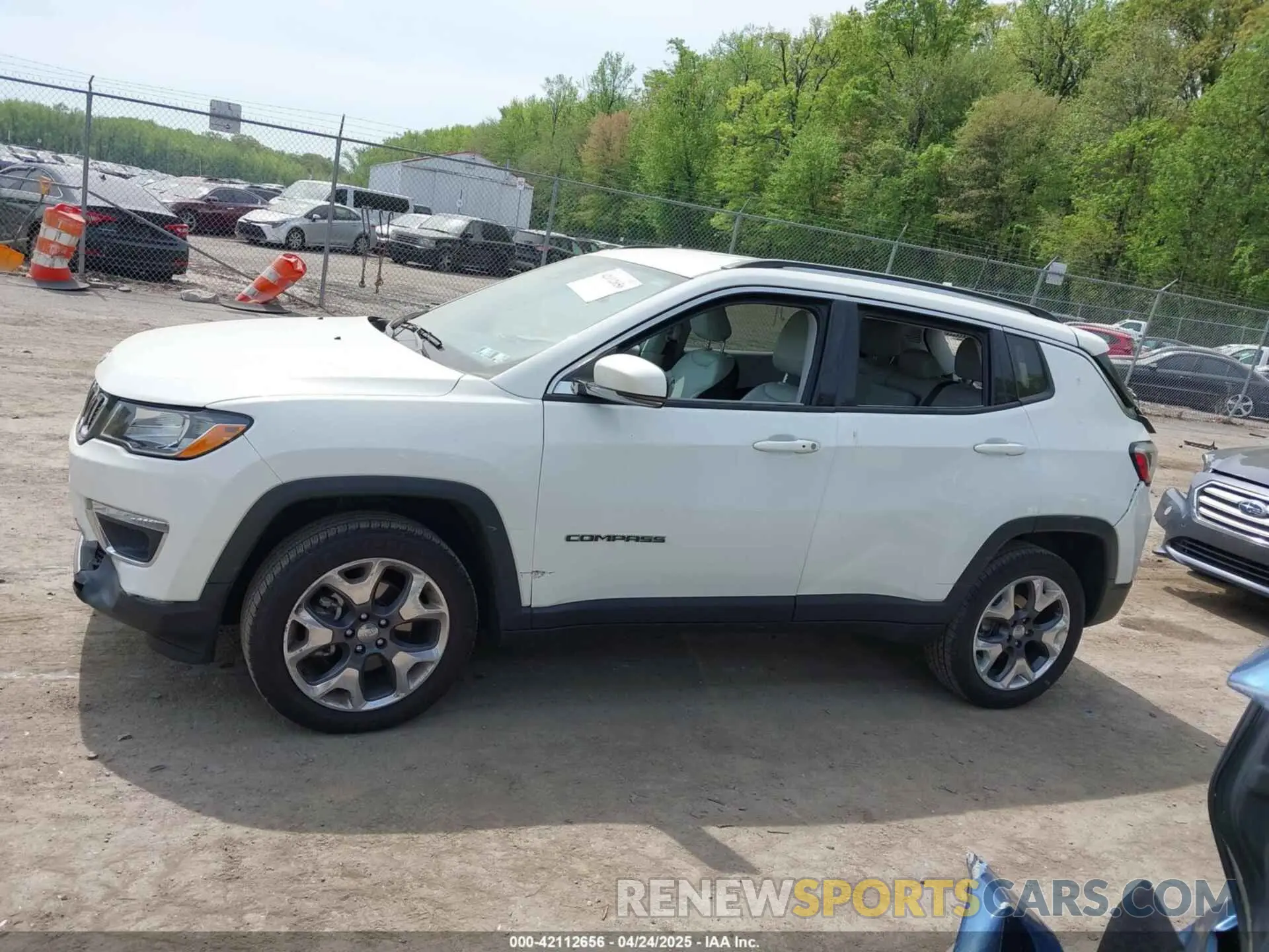14 Фотография поврежденного автомобиля 3C4NJDCB5MT588915 JEEP COMPASS 2021
