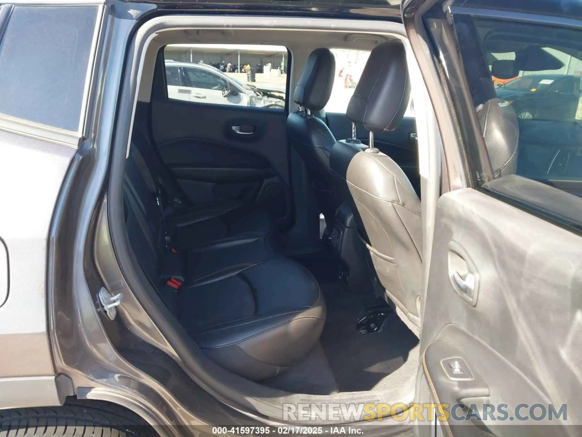 8 Фотография поврежденного автомобиля 3C4NJDCB5MT596447 JEEP COMPASS 2021
