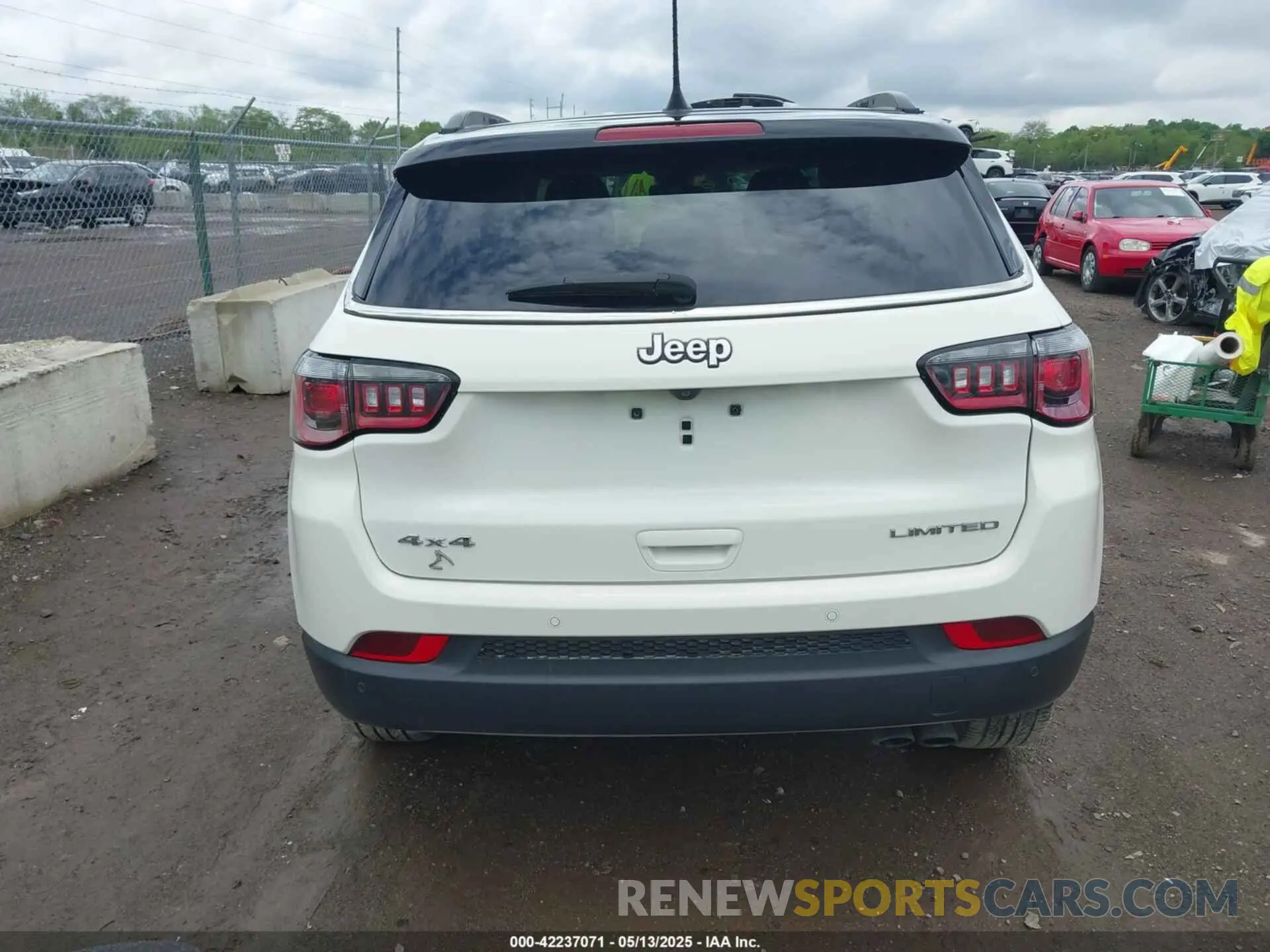 17 Фотография поврежденного автомобиля 3C4NJDCB6MT503676 JEEP COMPASS 2021