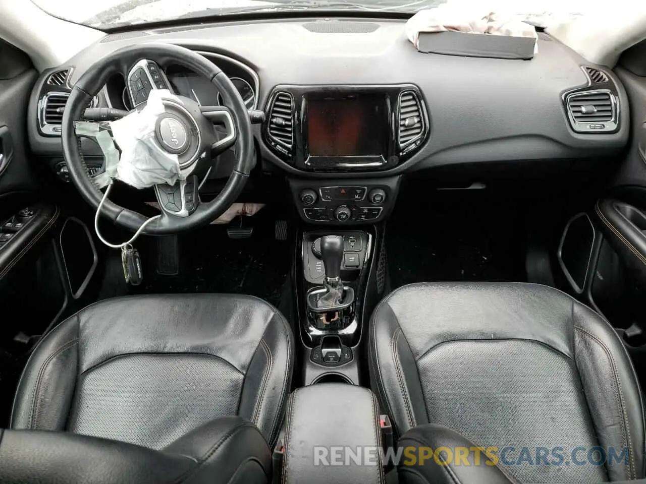 8 Photograph of a damaged car 3C4NJDCB6MT602952 JEEP COMPASS 2021