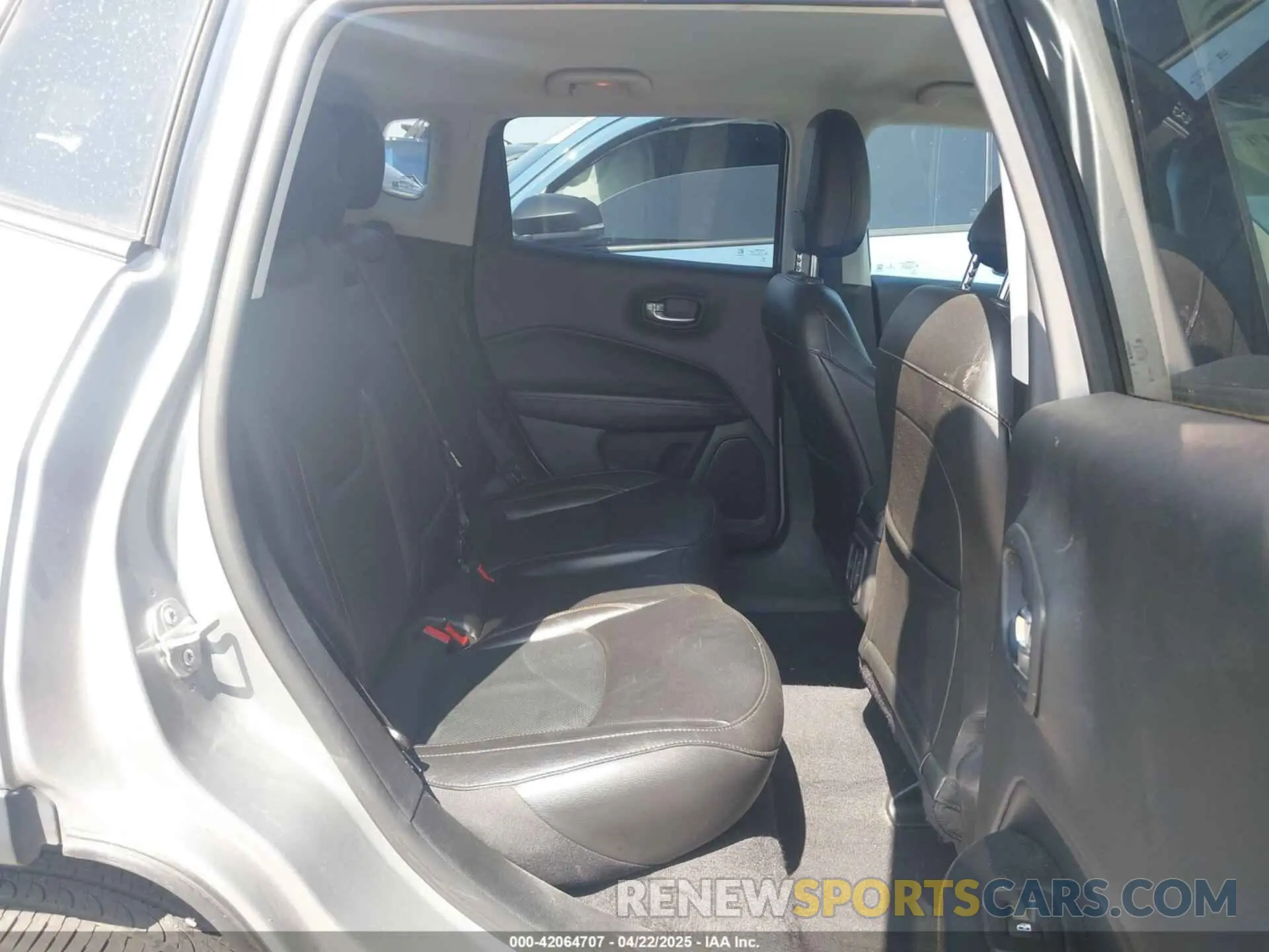 8 Фотография поврежденного автомобиля 3C4NJDCB8MT595535 JEEP COMPASS 2021