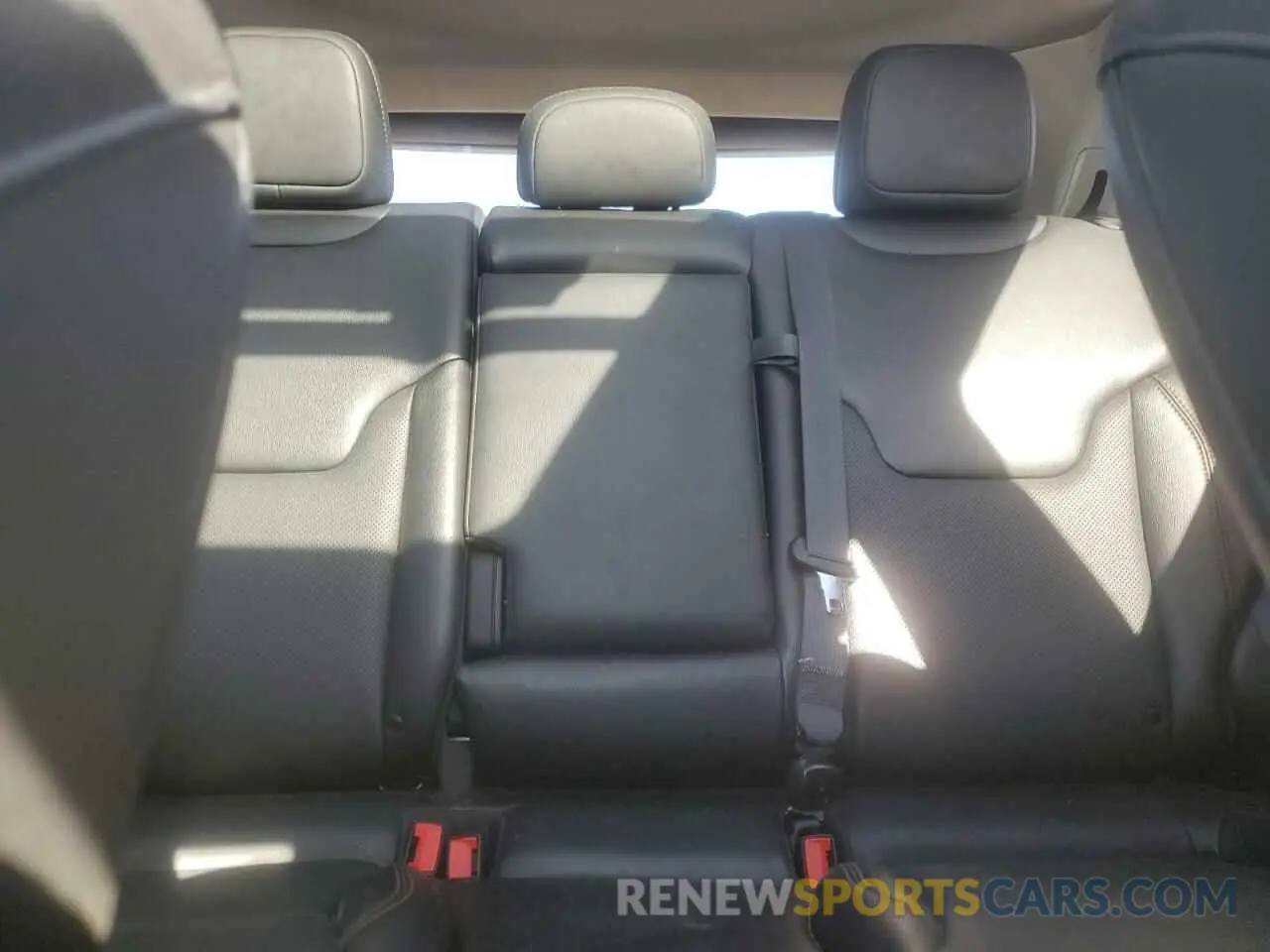 10 Фотография поврежденного автомобиля 3C4NJDCBXMT506130 JEEP COMPASS 2021