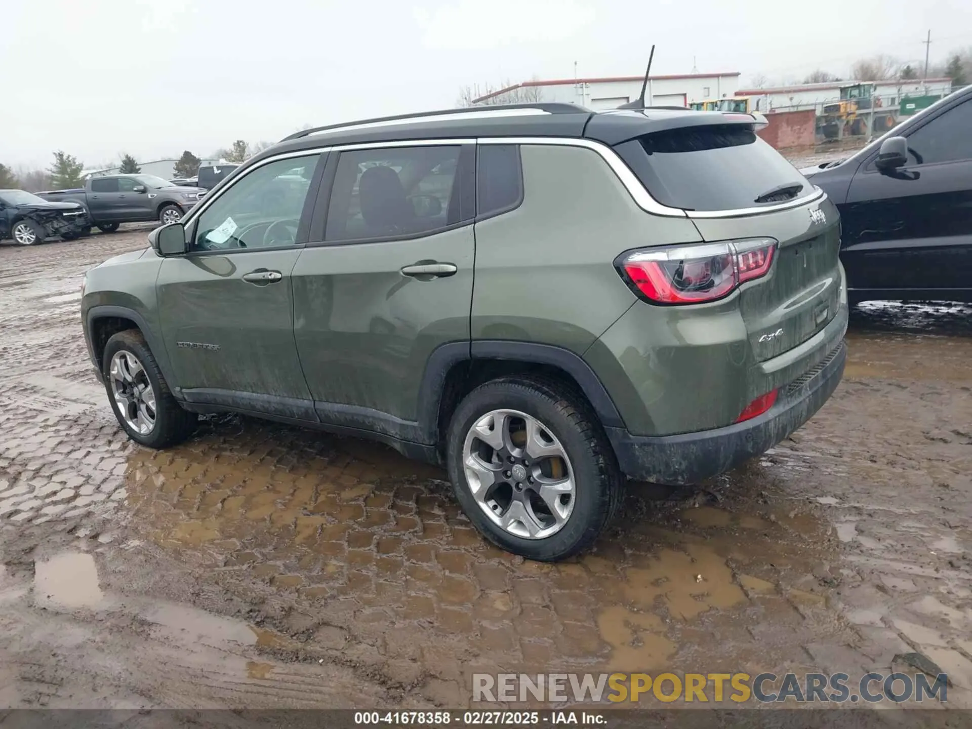 3 Photograph of a damaged car 3C4NJDCBXMT533649 JEEP COMPASS 2021