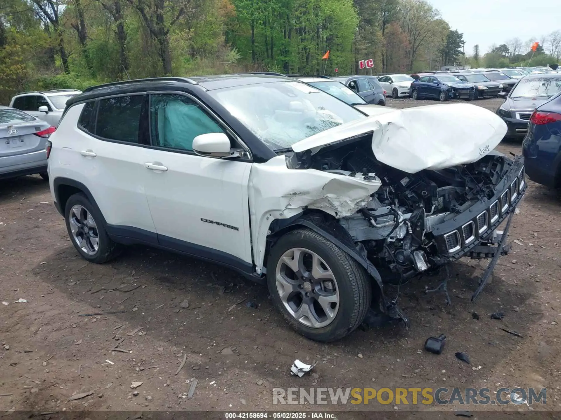 1 Photograph of a damaged car 3C4NJDCBXMT576517 JEEP COMPASS 2021