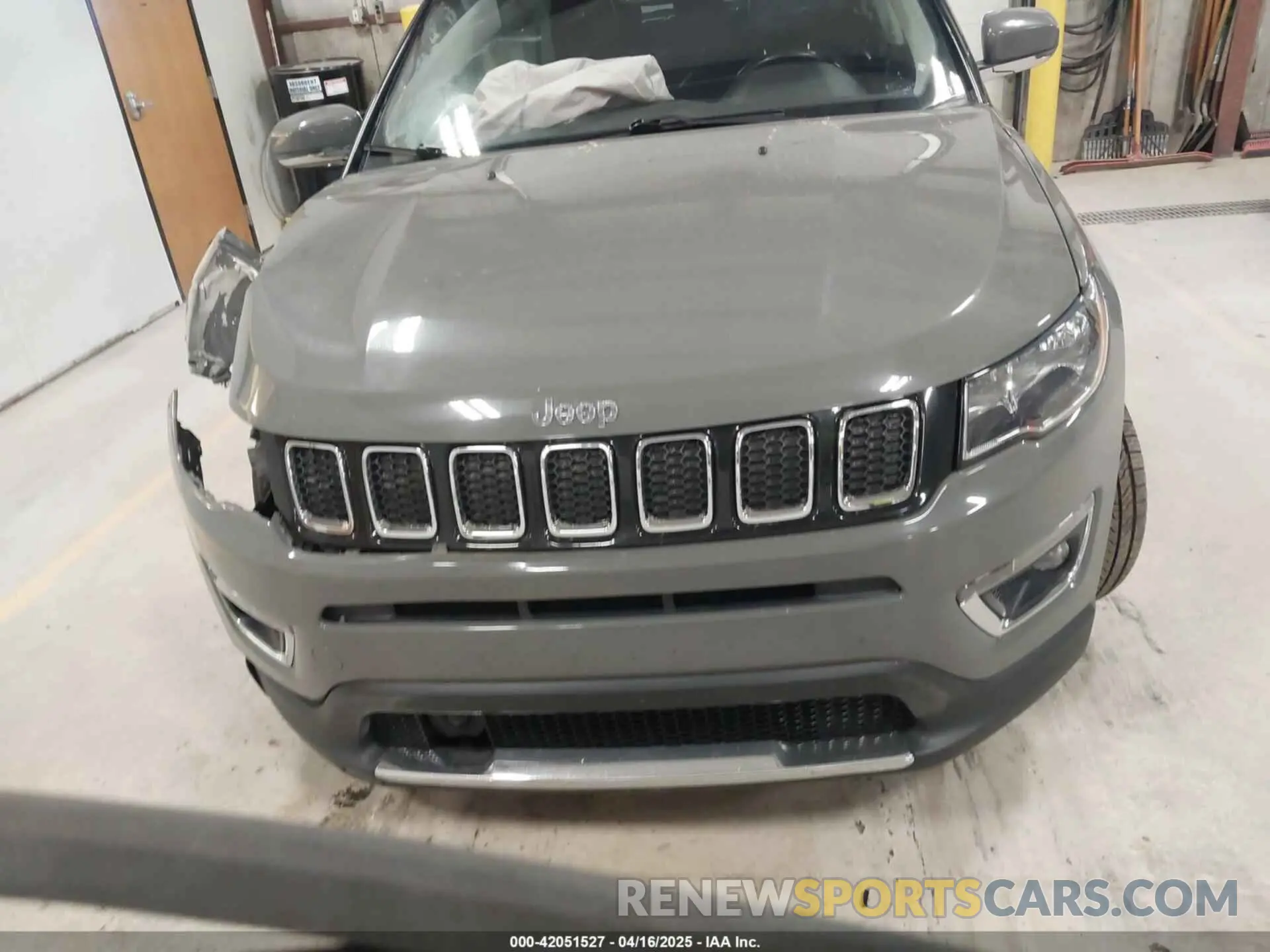 12 Photograph of a damaged car 3C4NJDCBXMT596069 JEEP COMPASS 2021