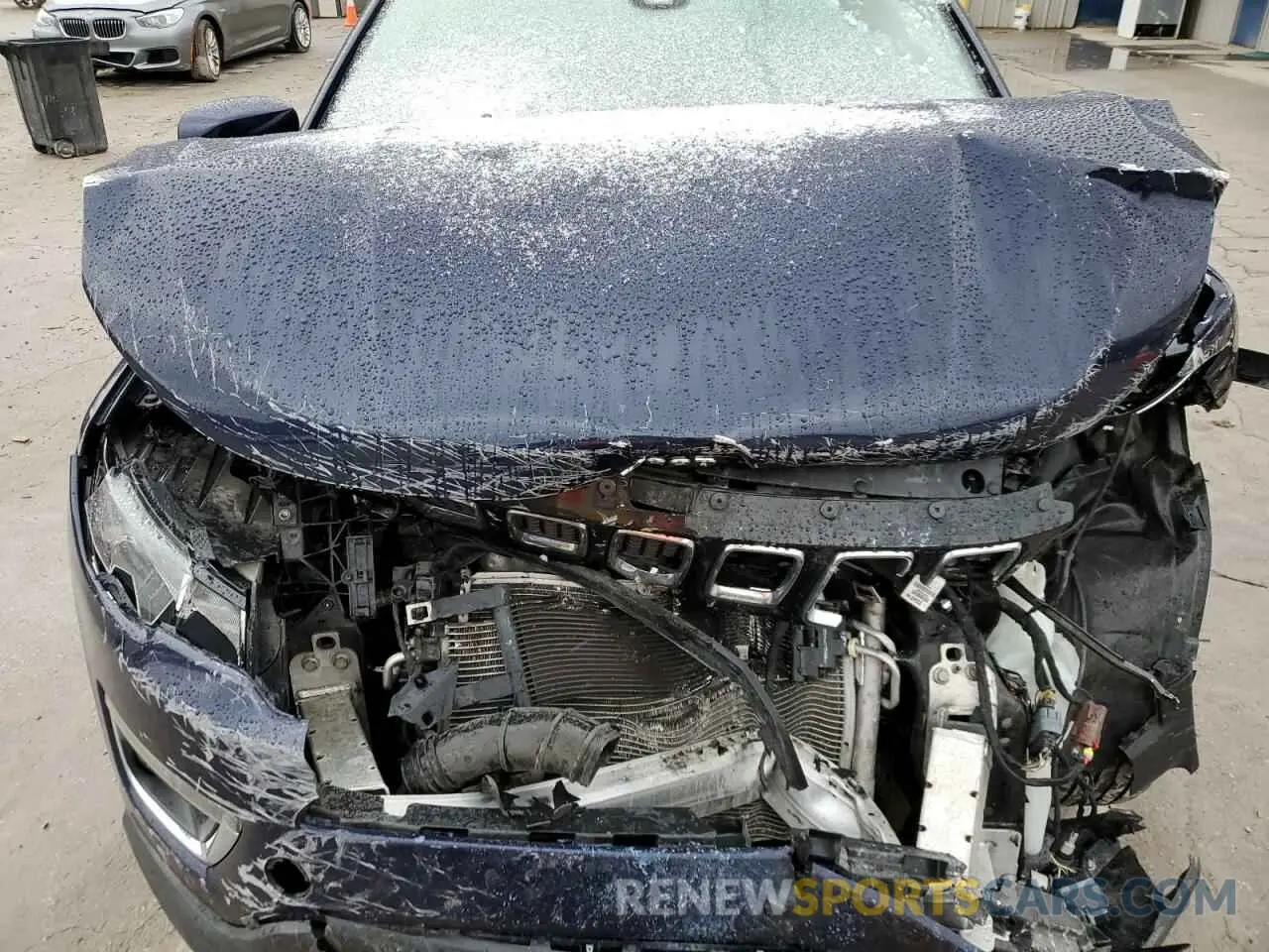 14 Photograph of a damaged car 3C4NJDCBXMT602906 JEEP COMPASS 2021