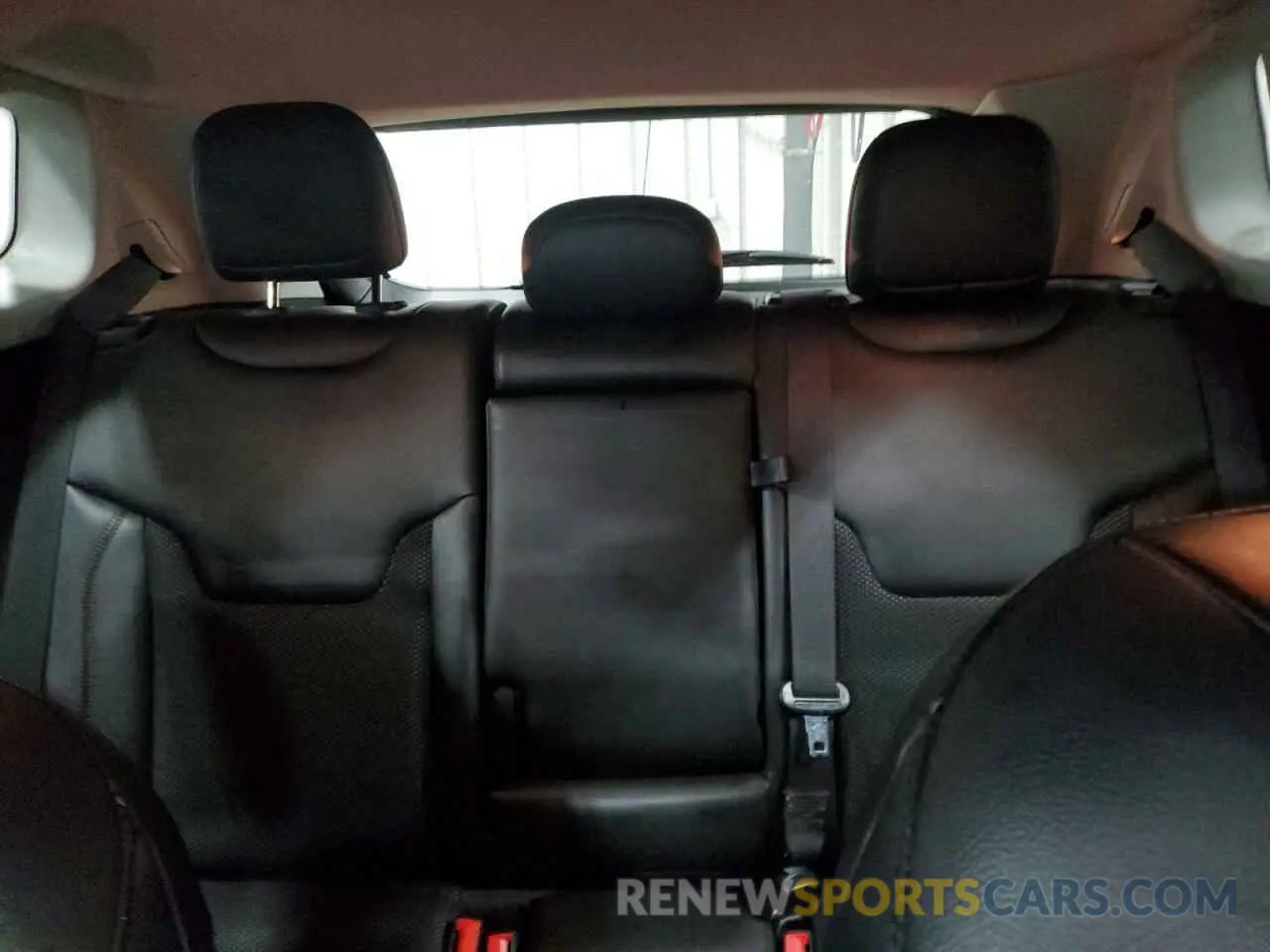 10 Фотография поврежденного автомобиля 3C4NJDDB0MT545436 JEEP COMPASS 2021