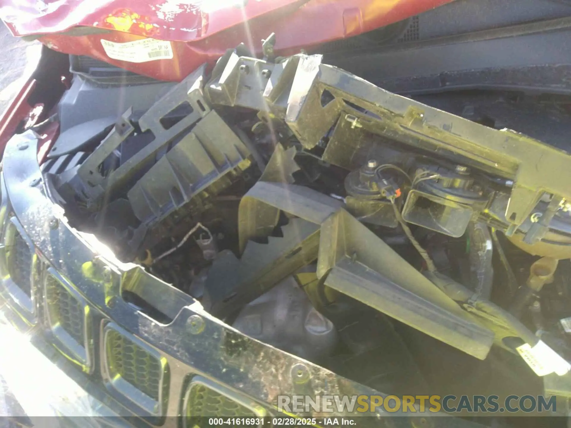 10 Photograph of a damaged car 3C4NJDDB1MT547924 JEEP COMPASS 2021