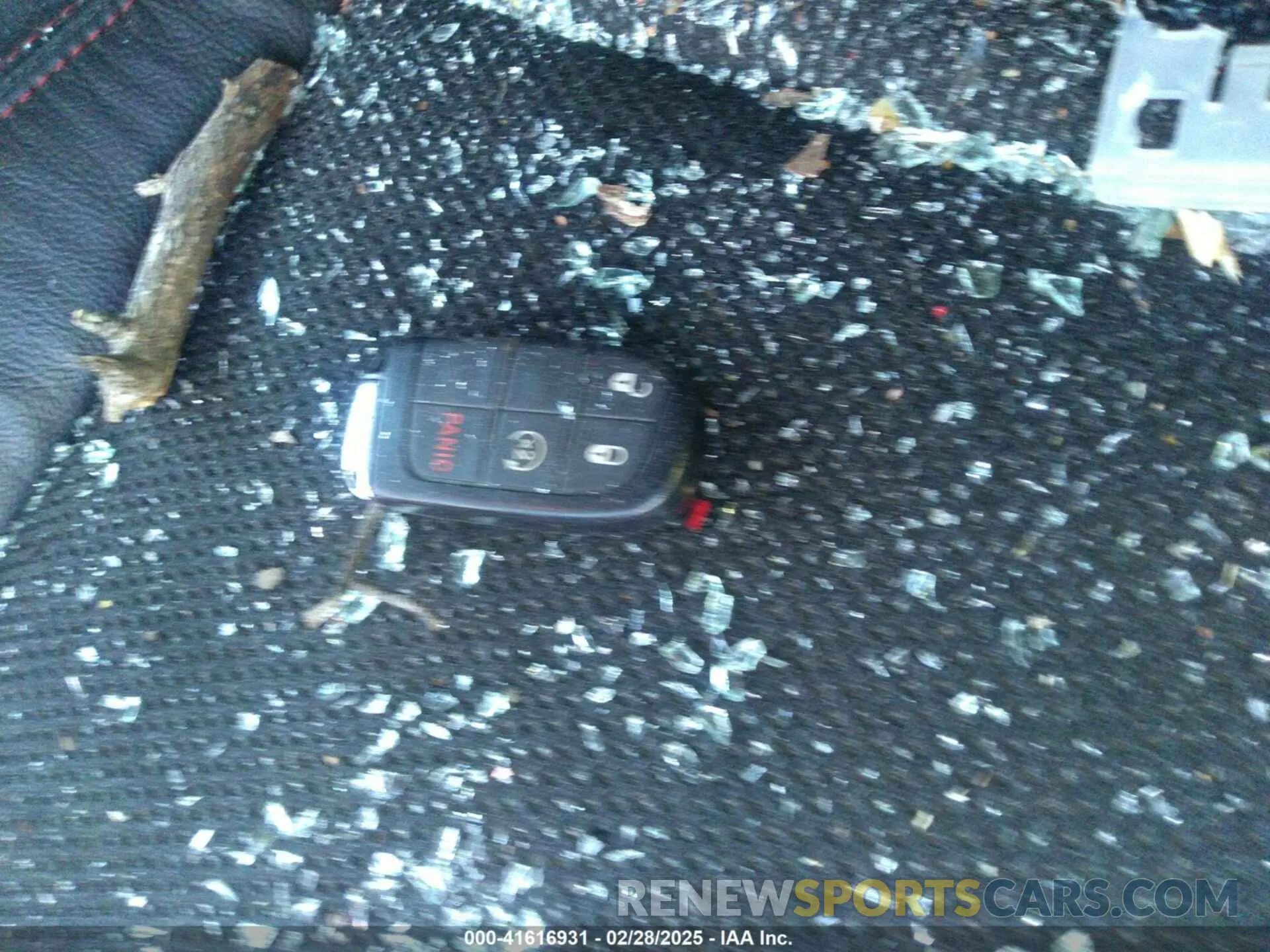 11 Photograph of a damaged car 3C4NJDDB1MT547924 JEEP COMPASS 2021