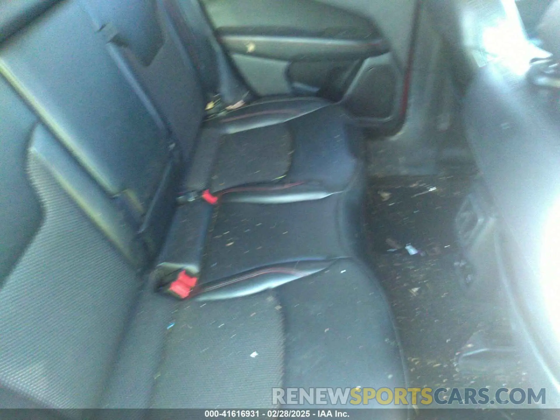 8 Photograph of a damaged car 3C4NJDDB1MT547924 JEEP COMPASS 2021