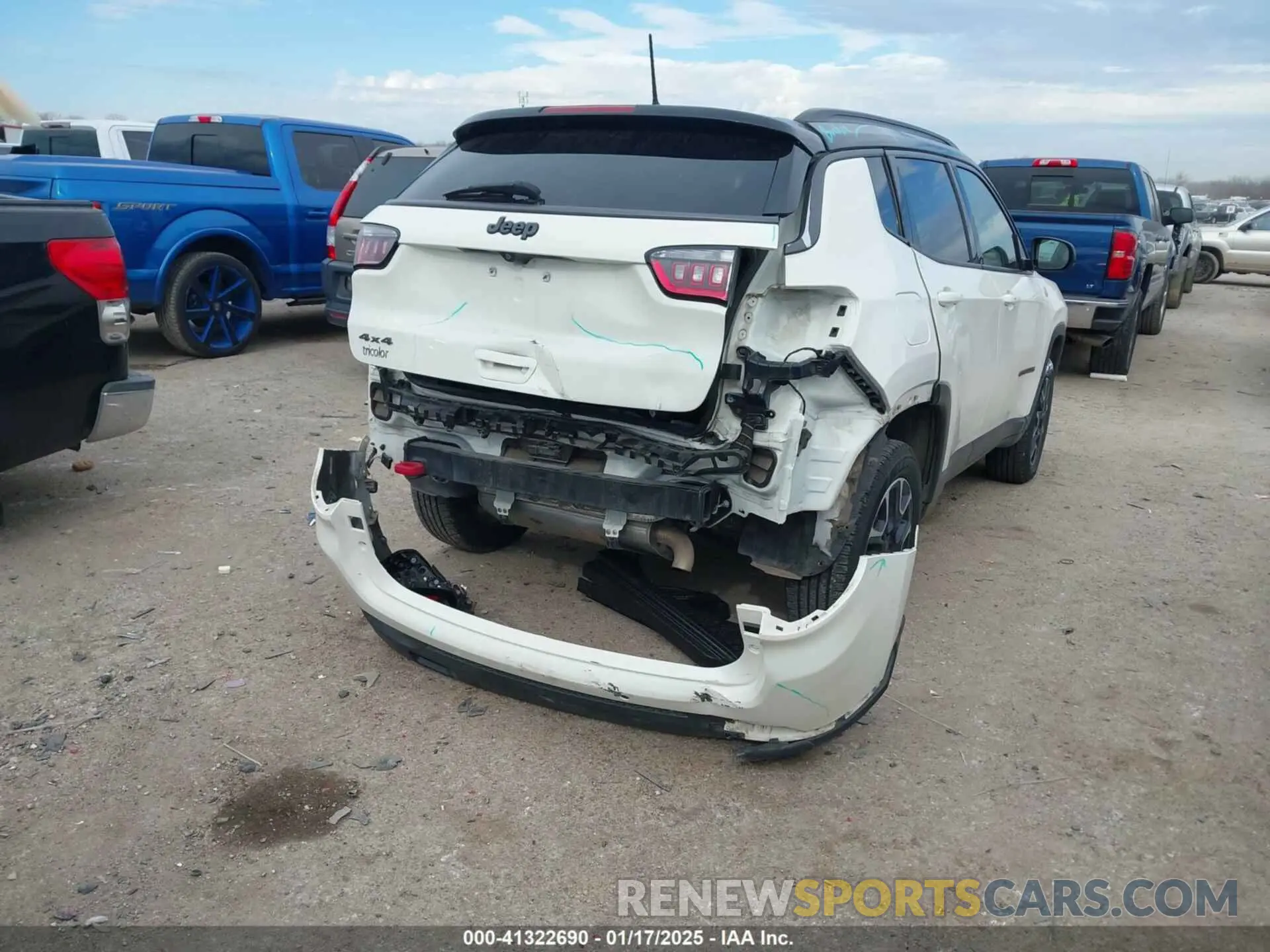 6 Photograph of a damaged car 3C4NJDDB2MT511840 JEEP COMPASS 2021