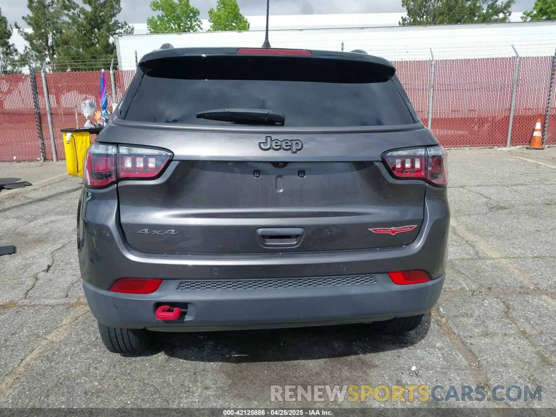 17 Фотография поврежденного автомобиля 3C4NJDDB6MT561074 JEEP COMPASS 2021