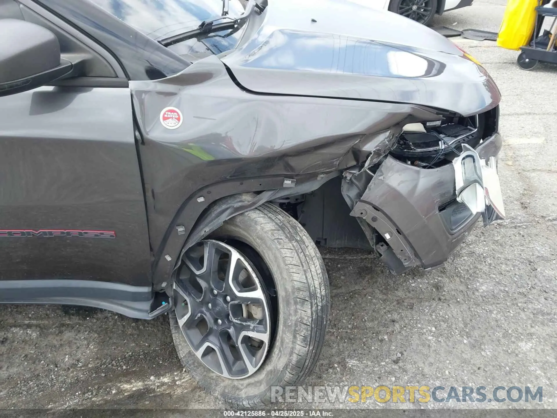 20 Фотография поврежденного автомобиля 3C4NJDDB6MT561074 JEEP COMPASS 2021